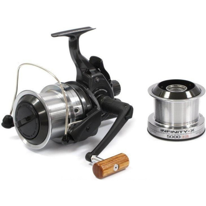 Катушка безынерционная карповая DAIWA Infinity-X 5000 BR (запасная шпуля в комплекте)
